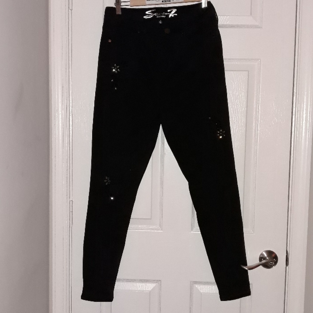 Black Jeans